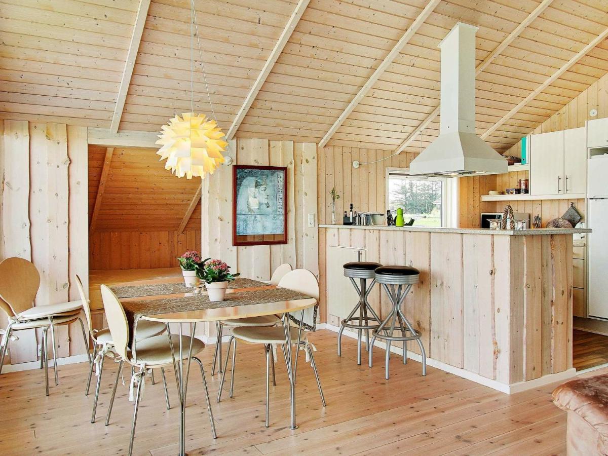 Three-Bedroom Holiday Home In Storvorde 6 Egense Habitación foto